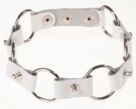 Белый ошейник с колечками