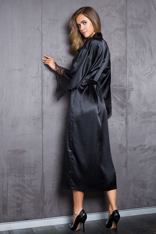 Халат Evelin с поясом и кружевом на рукавах