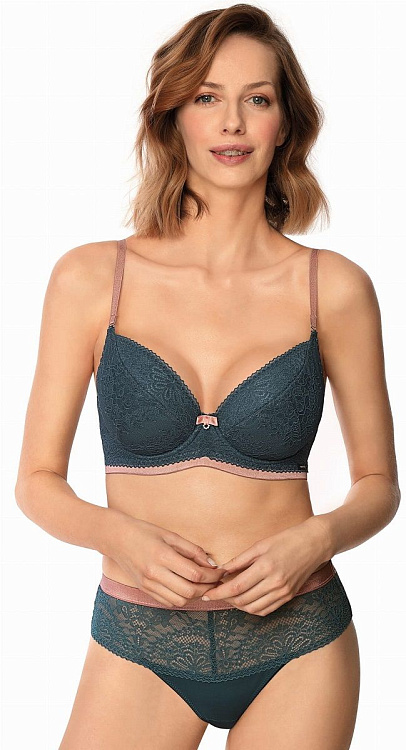 Трусики-бразилиана из вискозного и кружевного полотен Zoya