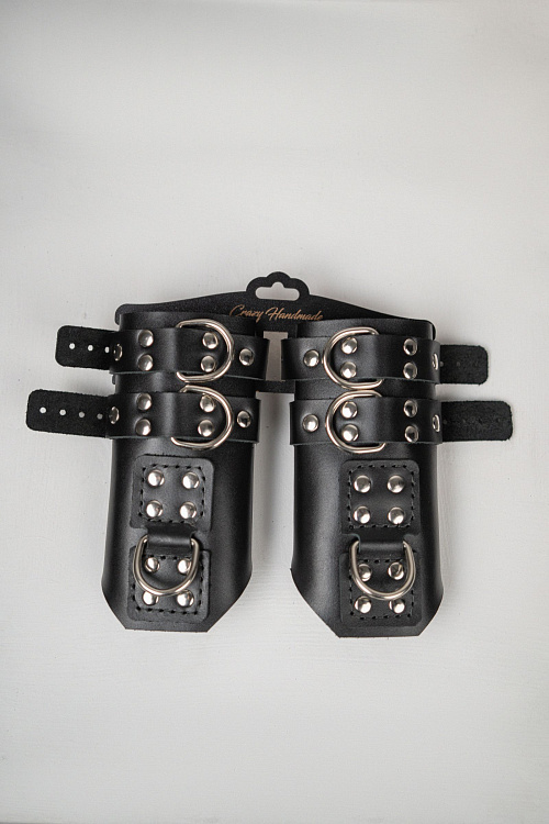 Черные высокие кожаные наручники для подвешивания