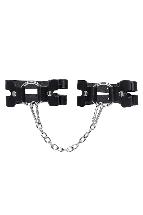 Черные кожаные оковы из двух ремешков