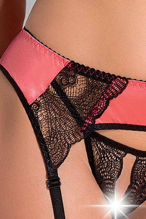 Соблазнительный комплект с пикантными разрезами Rosalie